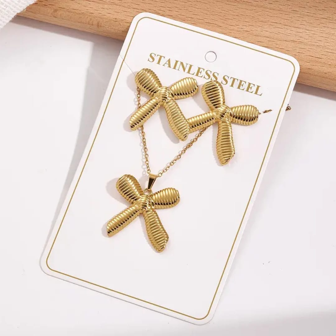 The Cutting Edge: Premium Scissor Pendant