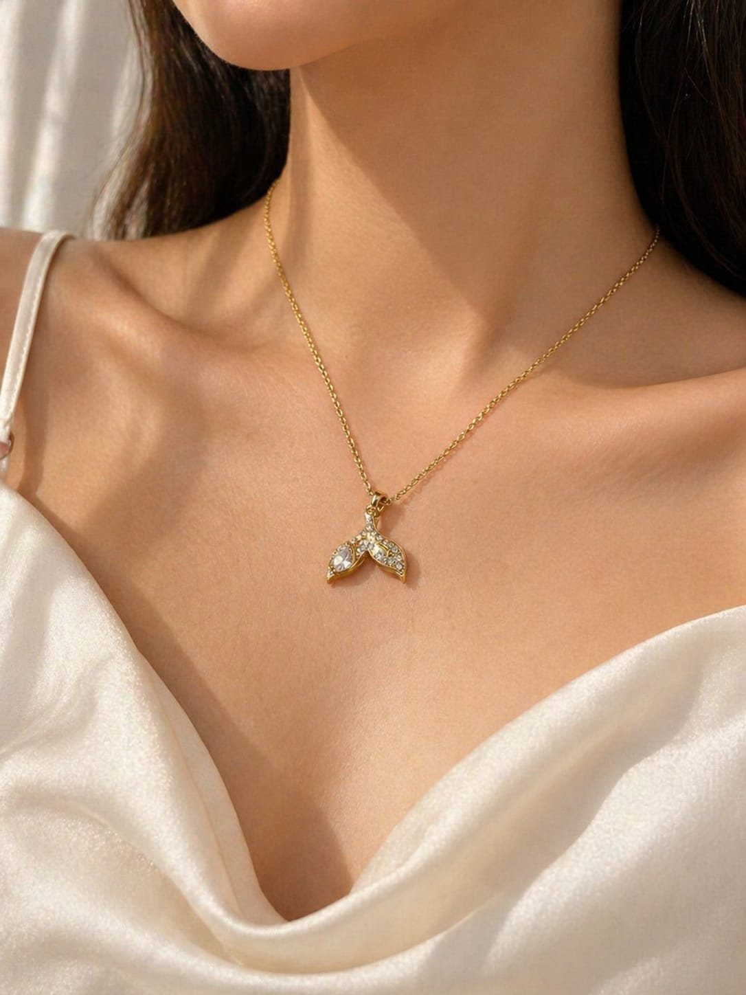 Elegant Gold Mermaid Tail Crystal Pendant Necklace
