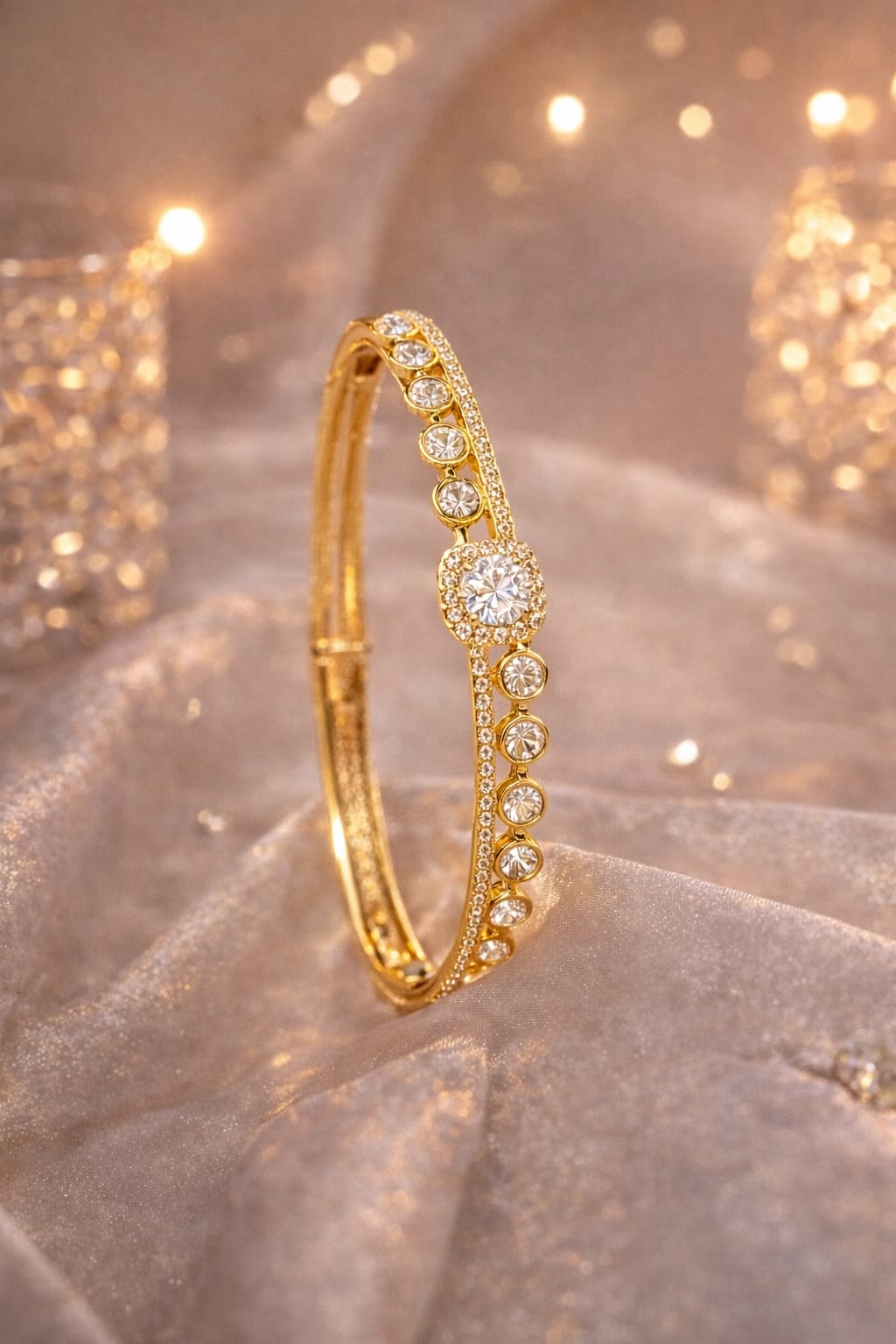 The Stellar Bezel & Halo Masterpiece – Gold