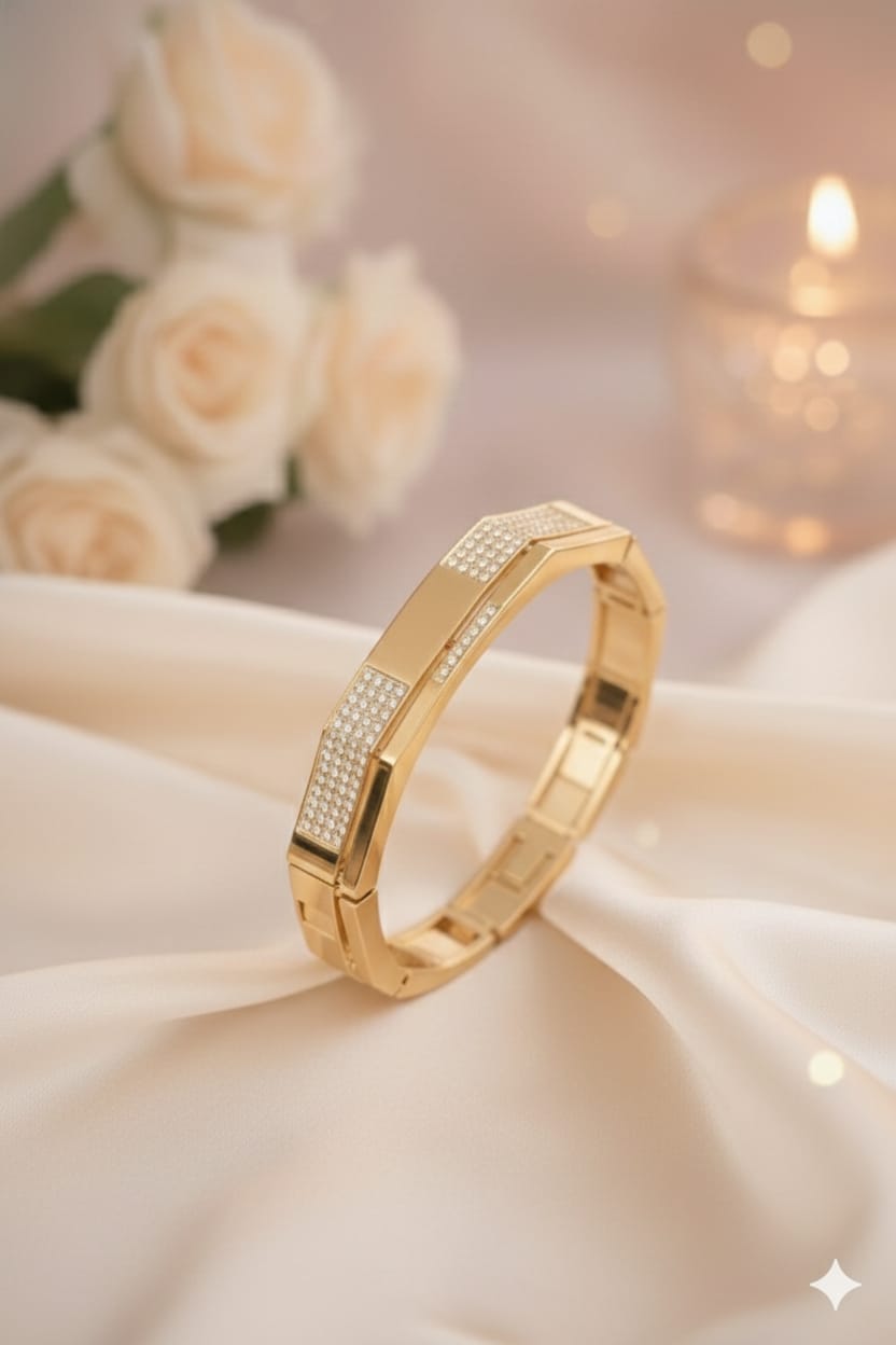 The Sovereign Faceted Statement Cuff - Gold